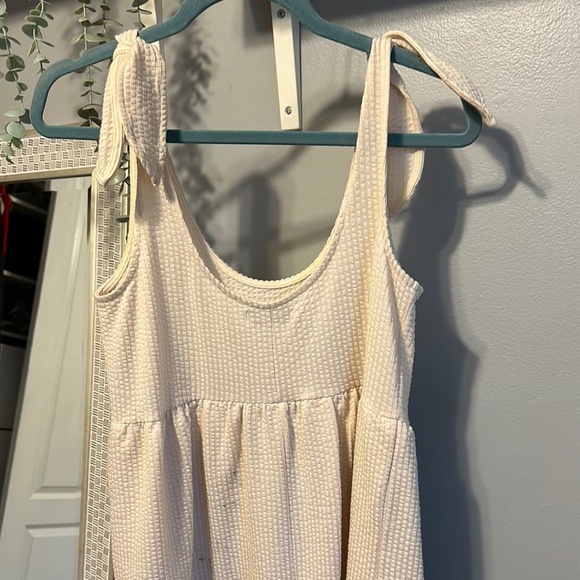 Urban Outfitters Romper - Picture 1 of 3